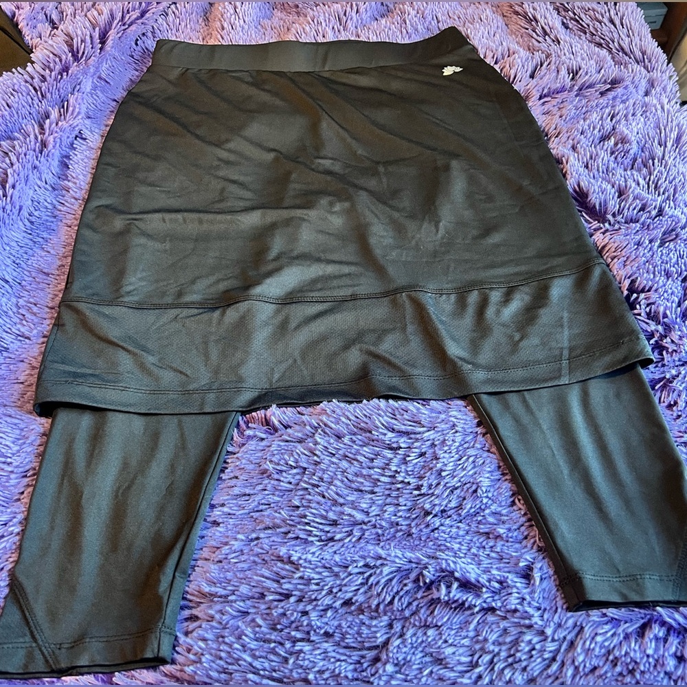 22” black snoga with long leggings
